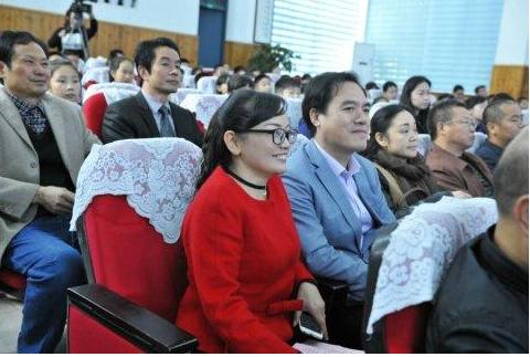 武汉经济技术开发区创建全省首家书法教学实验