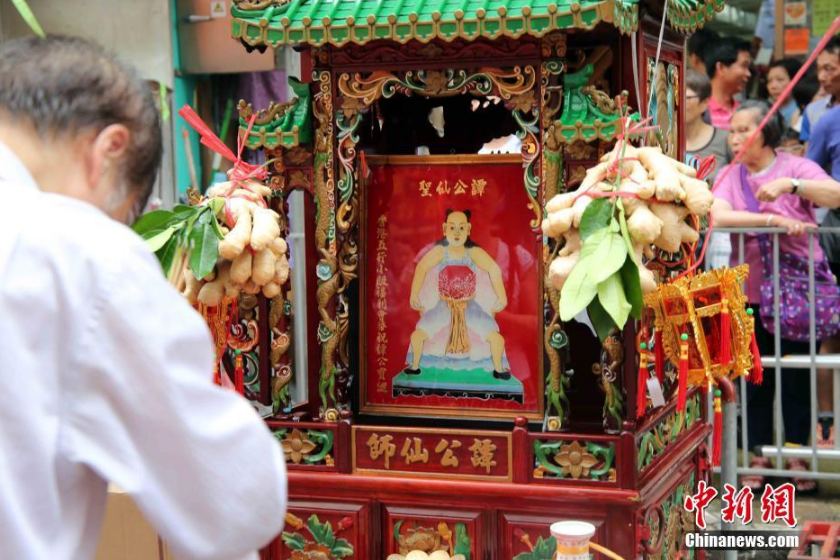 曾俊华:香港有能力和经验克服经济周期的挑战