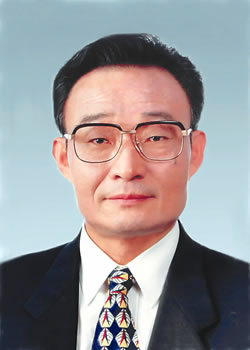 十届全国人大一次会议选出新的国家领导人(图