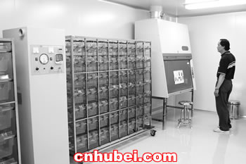 武大建成P3动物实验室面积全国最大(图)