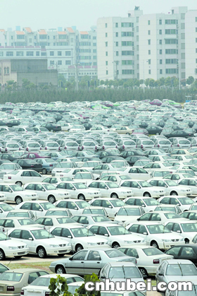 私家轿车越来越多(图)