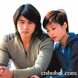 陆毅袁立情牵《浮华背后》(图)