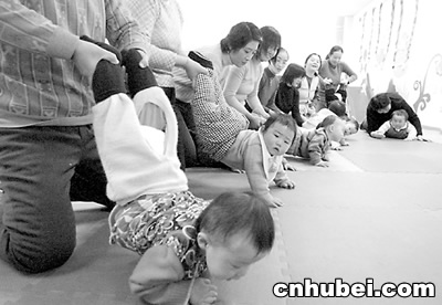 ct-2003-122507-1.jpg