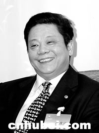 华立集团董事长_广州华立科技职业学院(2)