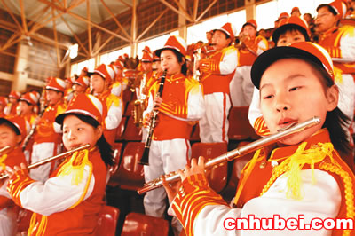 小学生管乐队(图)