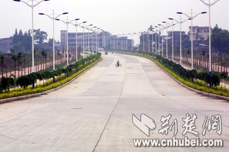 来凤县武汉大道(图)