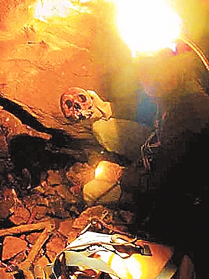 外国探险家京郊发现无名遗骸 疑为走失学生(图