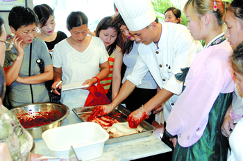 [美食]学做韩国泡菜 品尝异域风情(图)