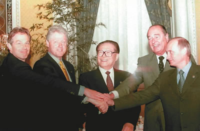 中国共产党第三代中央领导集体的核心--江泽民