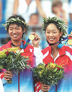 中国奥运冠军录:32块金牌 32种感动(组图)