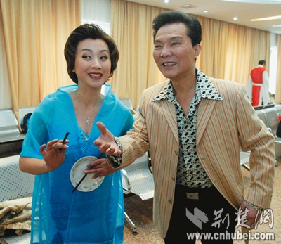 年纪大了一个人唱得累张明智笑别独秀时代(