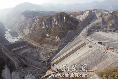 世界最高面板堆石坝开始浇筑(图)