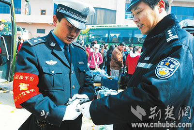 潜江县多少人口_潜江油焖大虾图片(2)