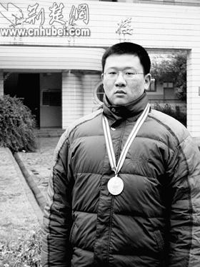 [快乐成长]田轶平:做题时细心,烦恼时粗心