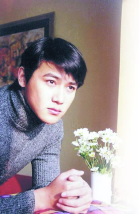 陆毅鲍蕾两年前已拿结婚证(图)