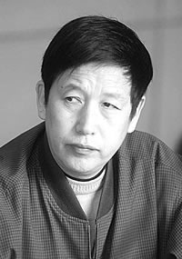 明确保持共产党员先进性的具体要求(多图)