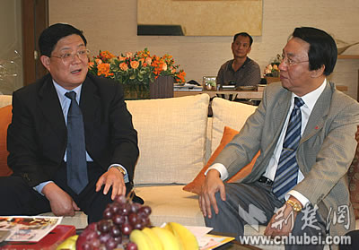 副省长韩忠学会见香港金怡假期董事长叶庆宁(