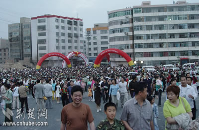 西宁市人口_西宁常住人口233.37万人 西宁资讯 西宁搅沫沫社区(2)