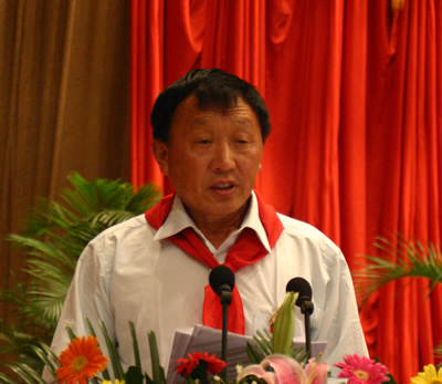 [郑琦报告会]郑琦:为了太阳底下最美好的事业