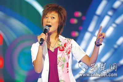 超级女声昨晚决三强 李宇春周笔畅张靓颖晋级