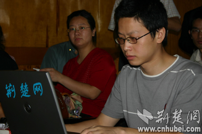 细节决定成败:与清华emba汪中求互动(图)