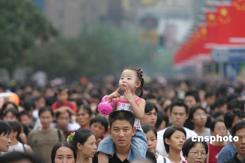 现在中国总人口_21.中国人口世界第一 现在还是第一人口大国,大约现在中国总(3)