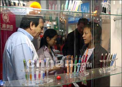 义乌为何牛过汉正街 义乌小商品博览会侧记