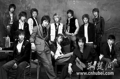 [流行视听]中国帅哥韩庚闯进韩国超级组合(图)