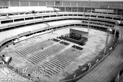 沌口体育馆主体完工(图)