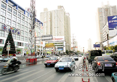 街道口:江城商圈2005年度新人王(图)