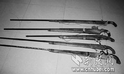 土铳猎枪出自农机店麻城捣毁一制售猎枪窝点图