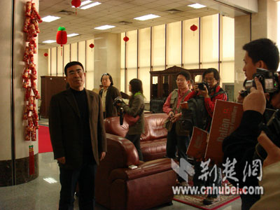 [本网采风]大连华丰家俱--雄伟目标(组图)