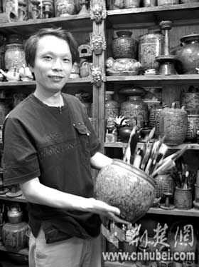 画家毛宗泽:痴迷20载保卫马口窑(图)