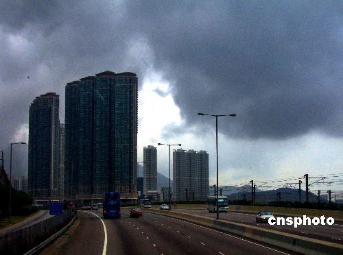 台风珍珠预计17日登陆广东 中心风力达12级