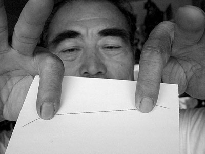 [图文]江苏长眉老人欲挑战世界吉尼斯记录