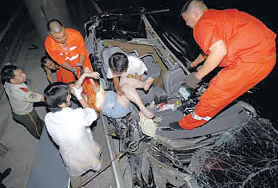 疲劳驾驶酿出惨祸 胡歌被传出国整容(图)