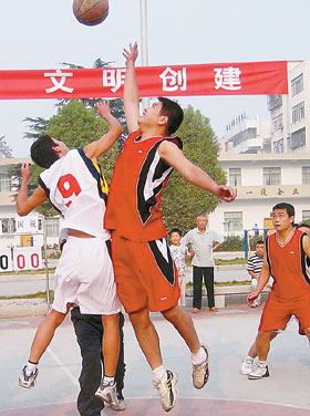 [图文]广水市国税局篮球队进行集训