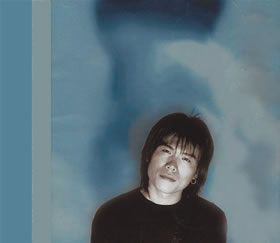 现场之王伍佰:让我们一起摇滚吧(图)