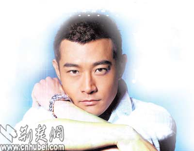 黄维德拍摄<em>电视剧</em>《<em>超级男女</em>》时受袭脸部骨折