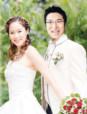 港星徐子淇嫁入豪门 准新郎李家诚身家800亿港币