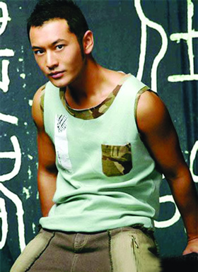 秦岚称黄晓明不是理想恋人 两人已分手(图)