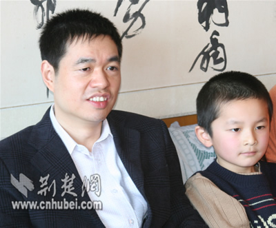 世界冠军马晓春做客湖北日报集团 意外败给八