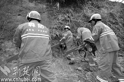 图文:民兵机械化森林灭火突击队