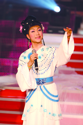 《星光大道》明星李玉刚:梦想需要自己去实现