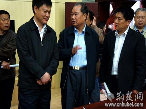 省三农研究会会长邓道坤一行赴宜昌调研农业产业化