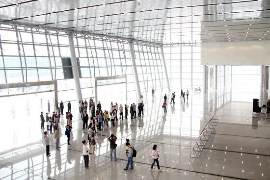 全国网络媒体记者走进武汉国际博览中心
