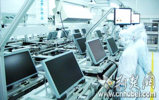 中国第一条大屏幕LED液晶模组生产线在海信投