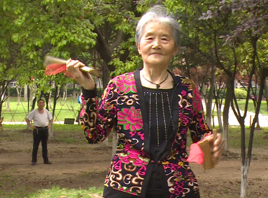 《铁血红安》刘铜锣坐飞机上扔手榴弹确有此