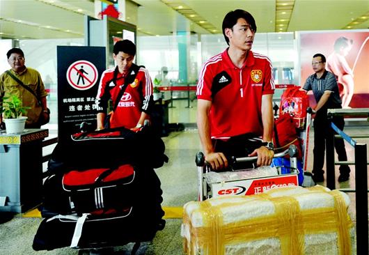 蒿俊闵不回家 曾诚甘当搬运工-荆楚网 www.c