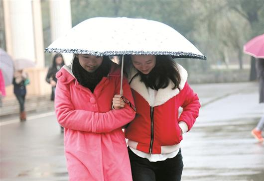 高中女生失踪牵出部督卖淫大案 30多名少女被